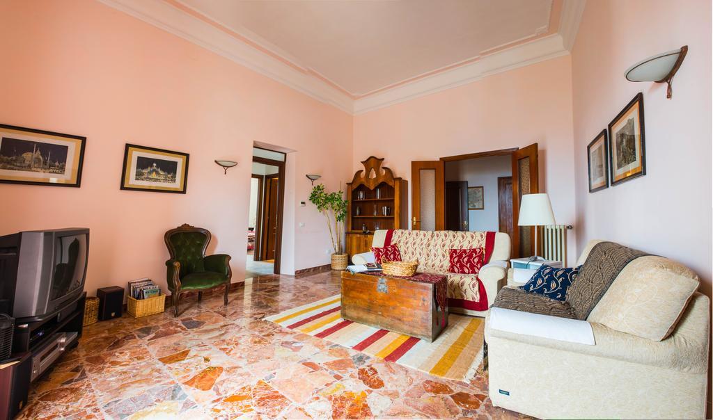Narni Charm Apartment ห้อง รูปภาพ